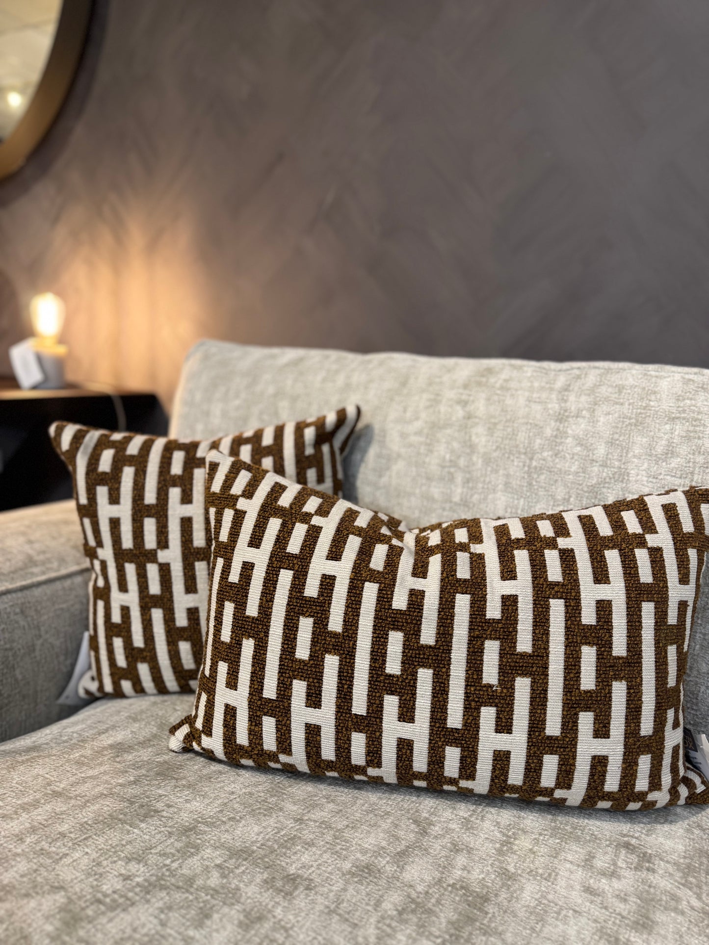 Humphrey Cognac | 43 x 43