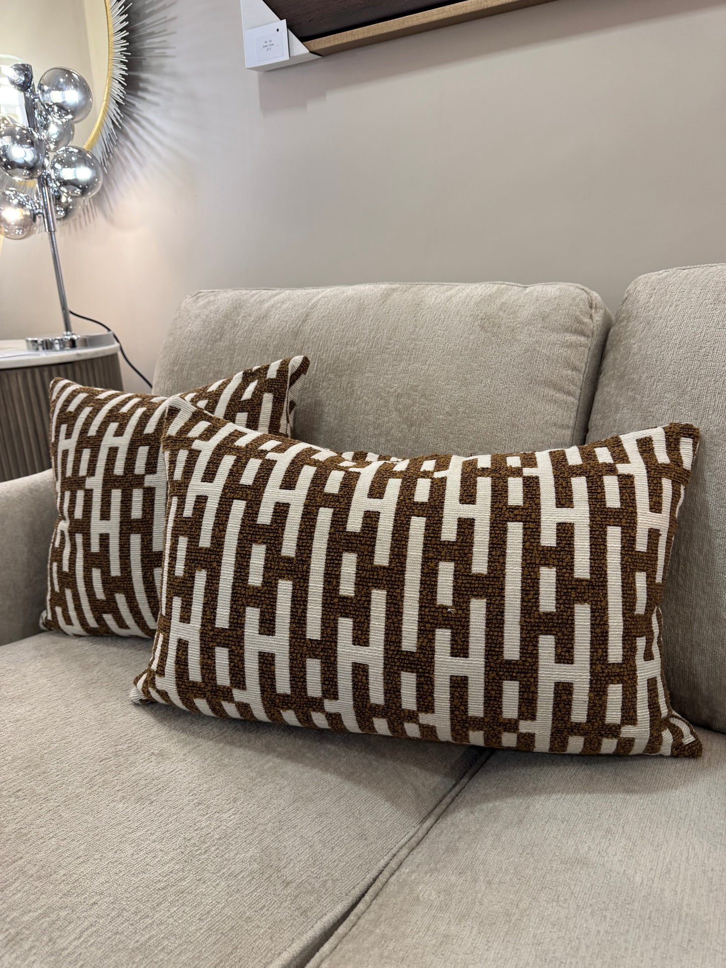 Humphrey Cognac | 43 x 43