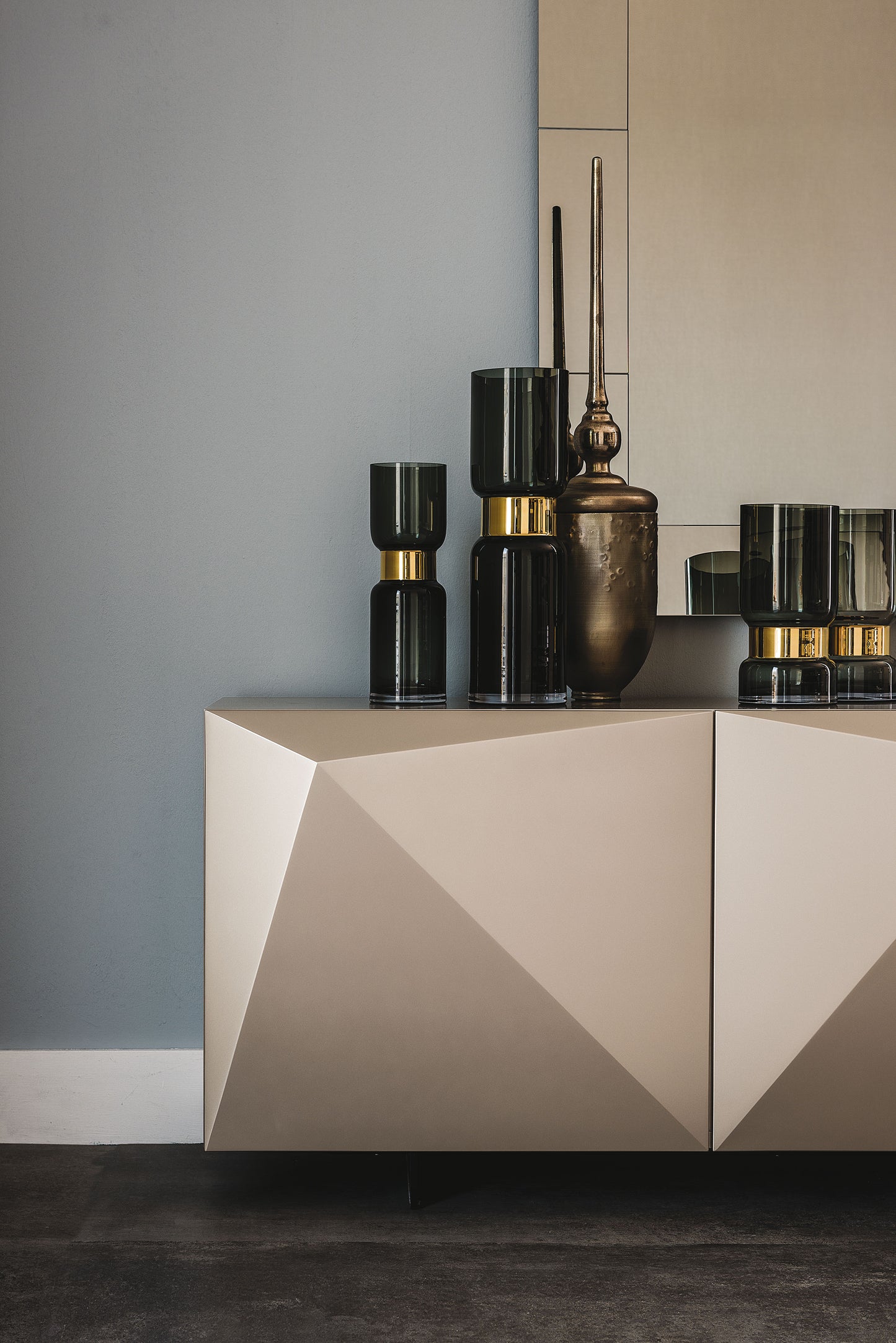 Kayak Sideboard