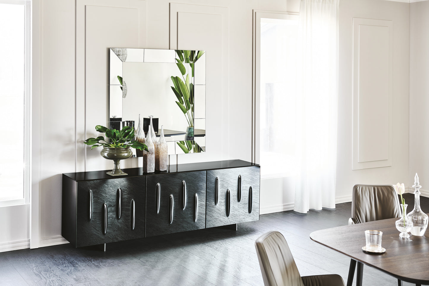 Carnaby Mirrored Sideboard With Mirrored Top