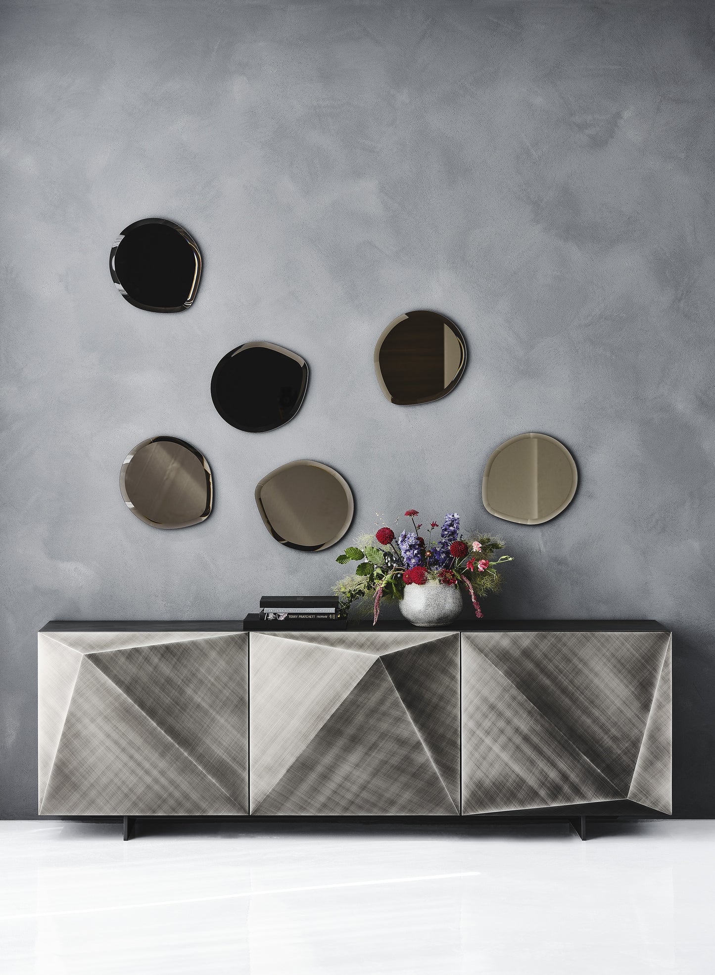 Kayak Sideboard