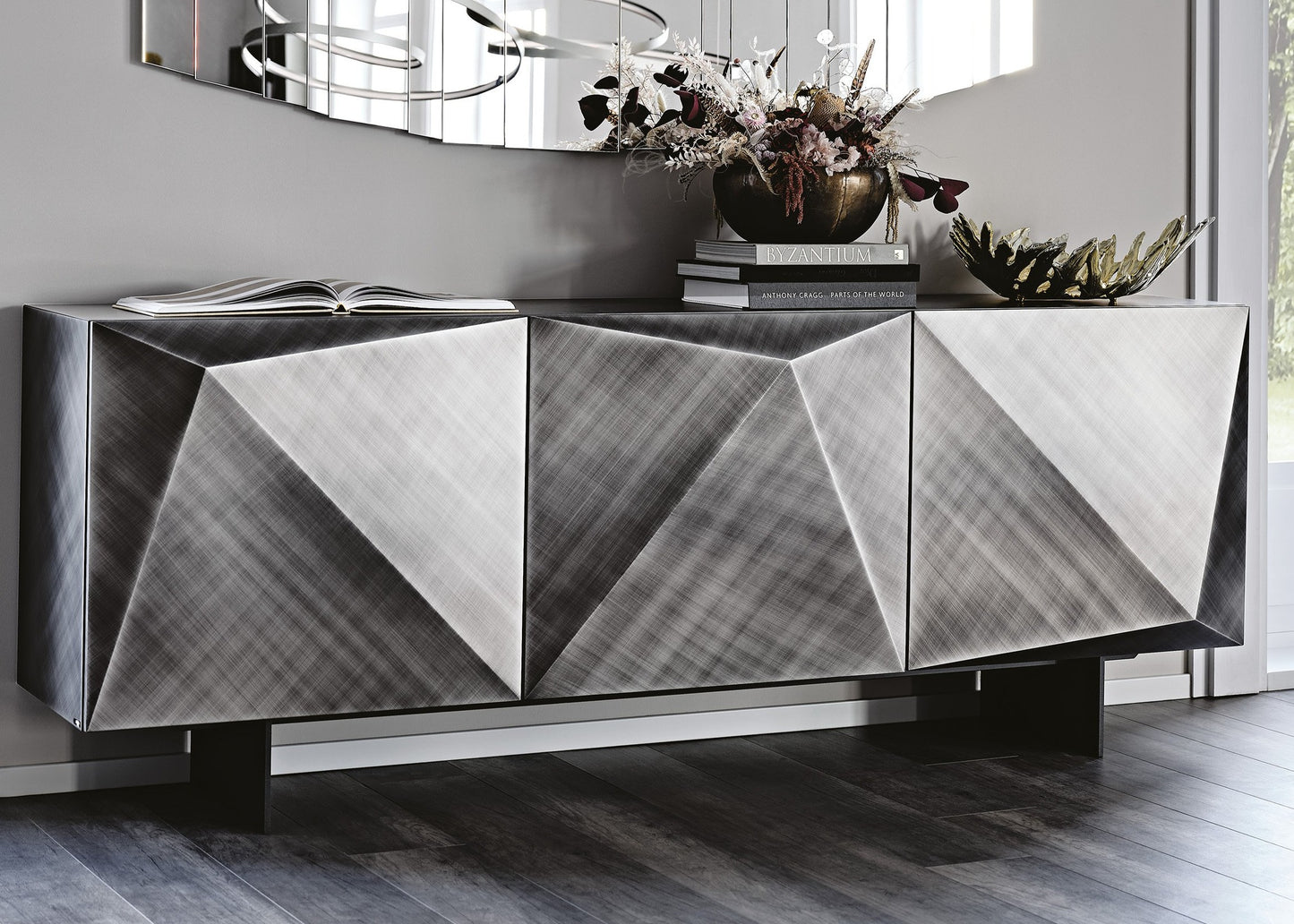 Kayak Sideboard