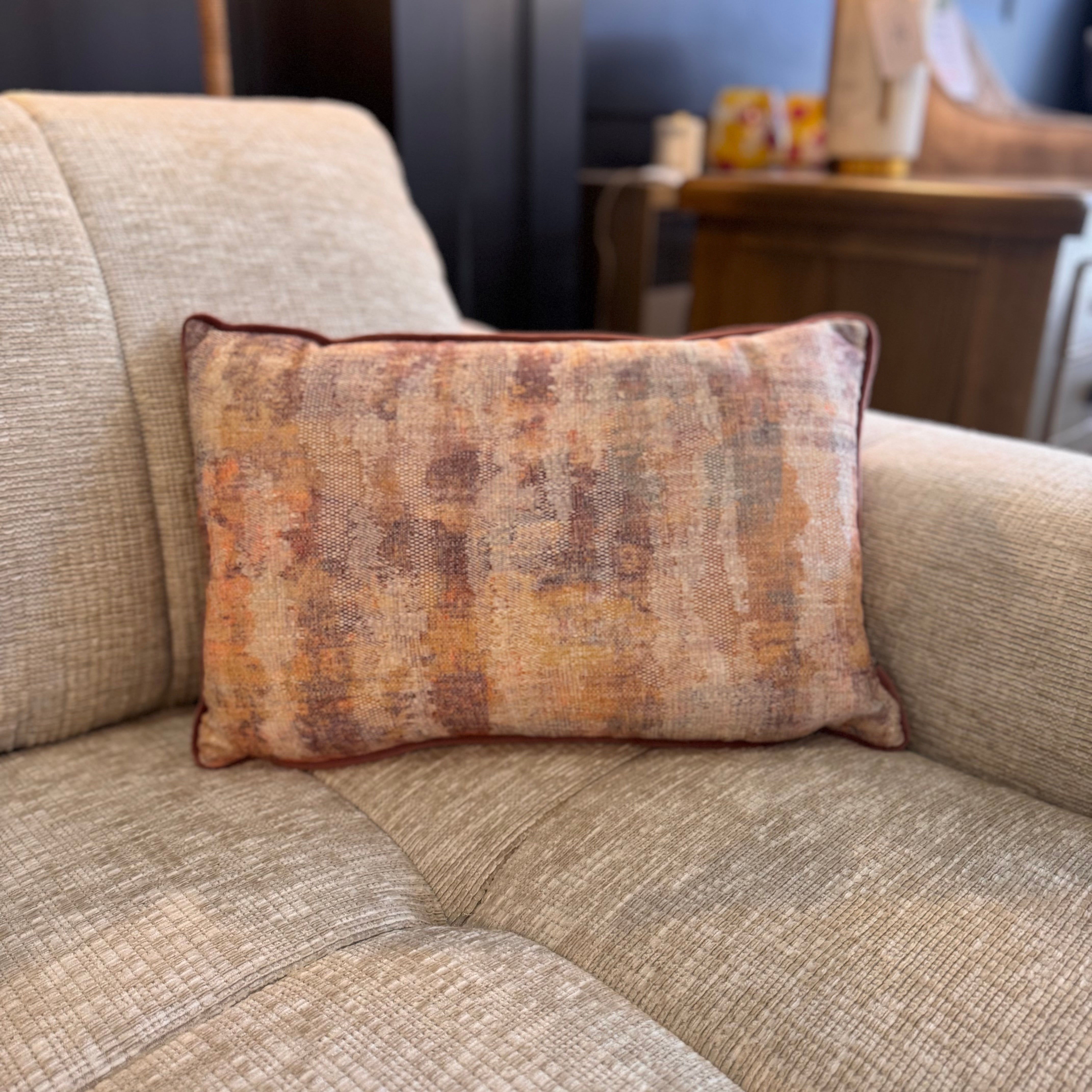 Avianna Blush/Rose 35 x 50
