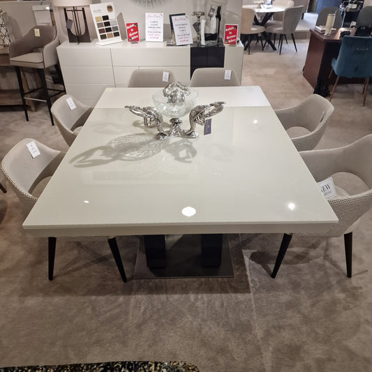 Extending Dining Table | Clearance