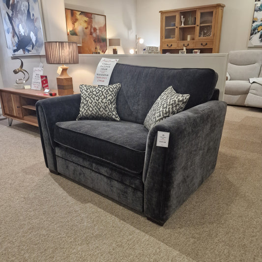 Cuddle Incliner Chair | Clearance