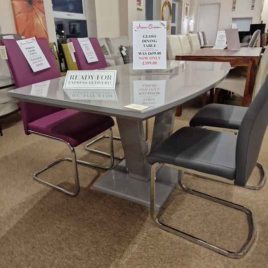 1.6m Gloss Dining Table | Clearance