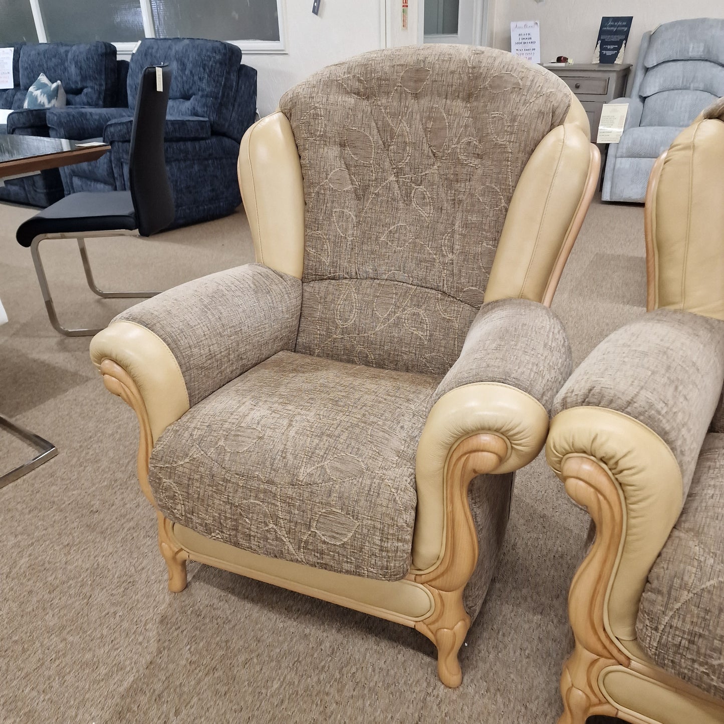 Queen Anne 3 Seater & Chair Set | Clearance