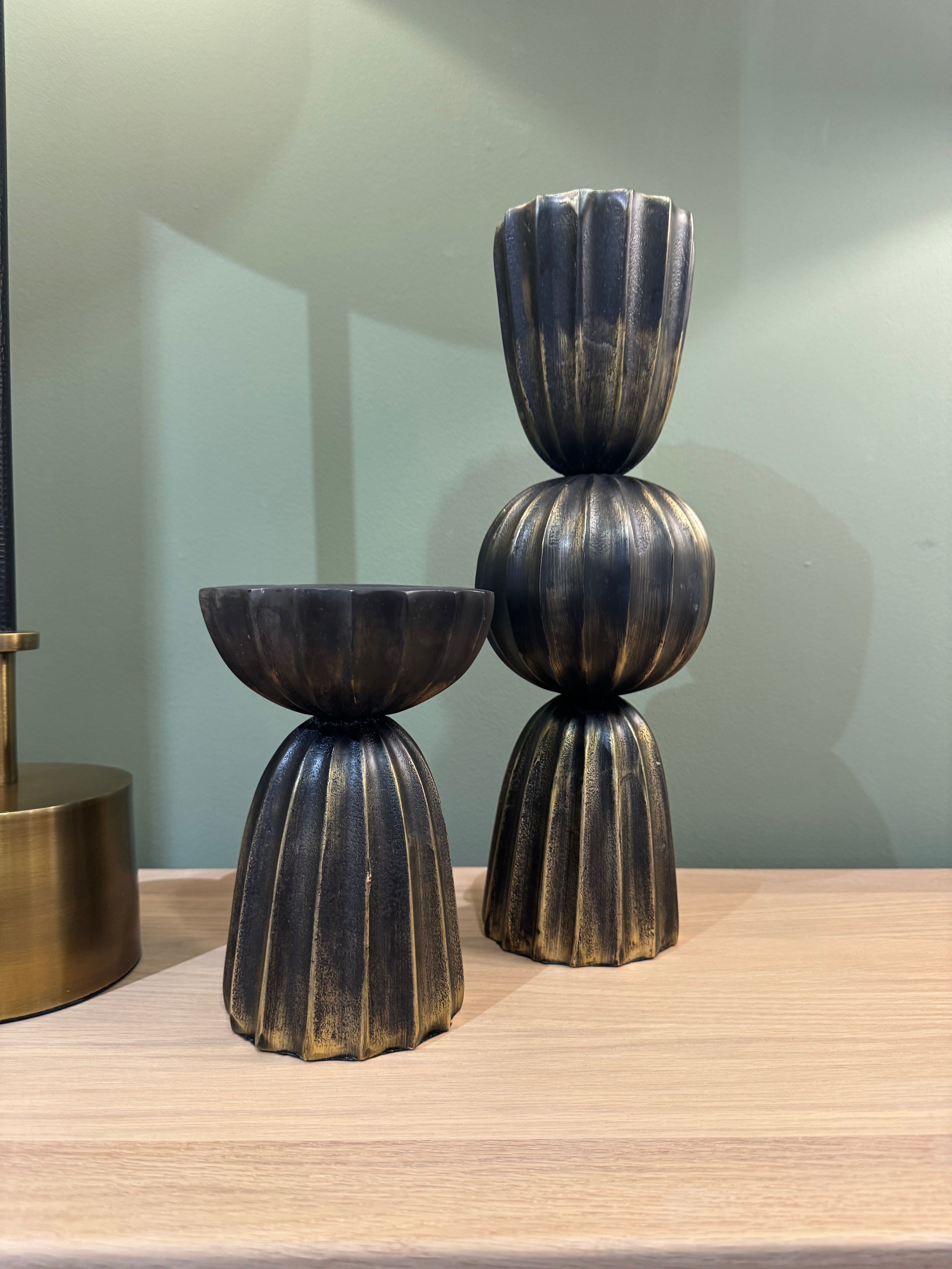 Zahir Black and Gold Vase