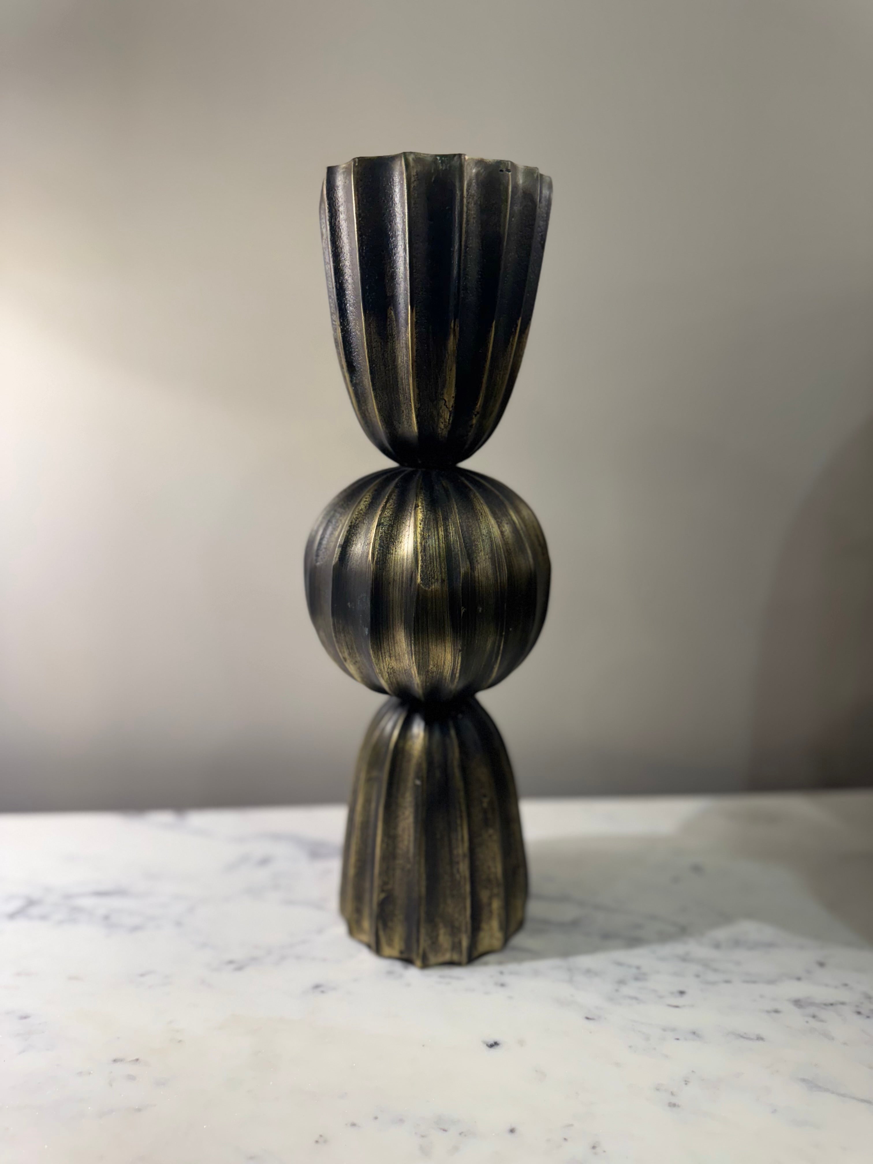 Zahir Black and Gold Vase