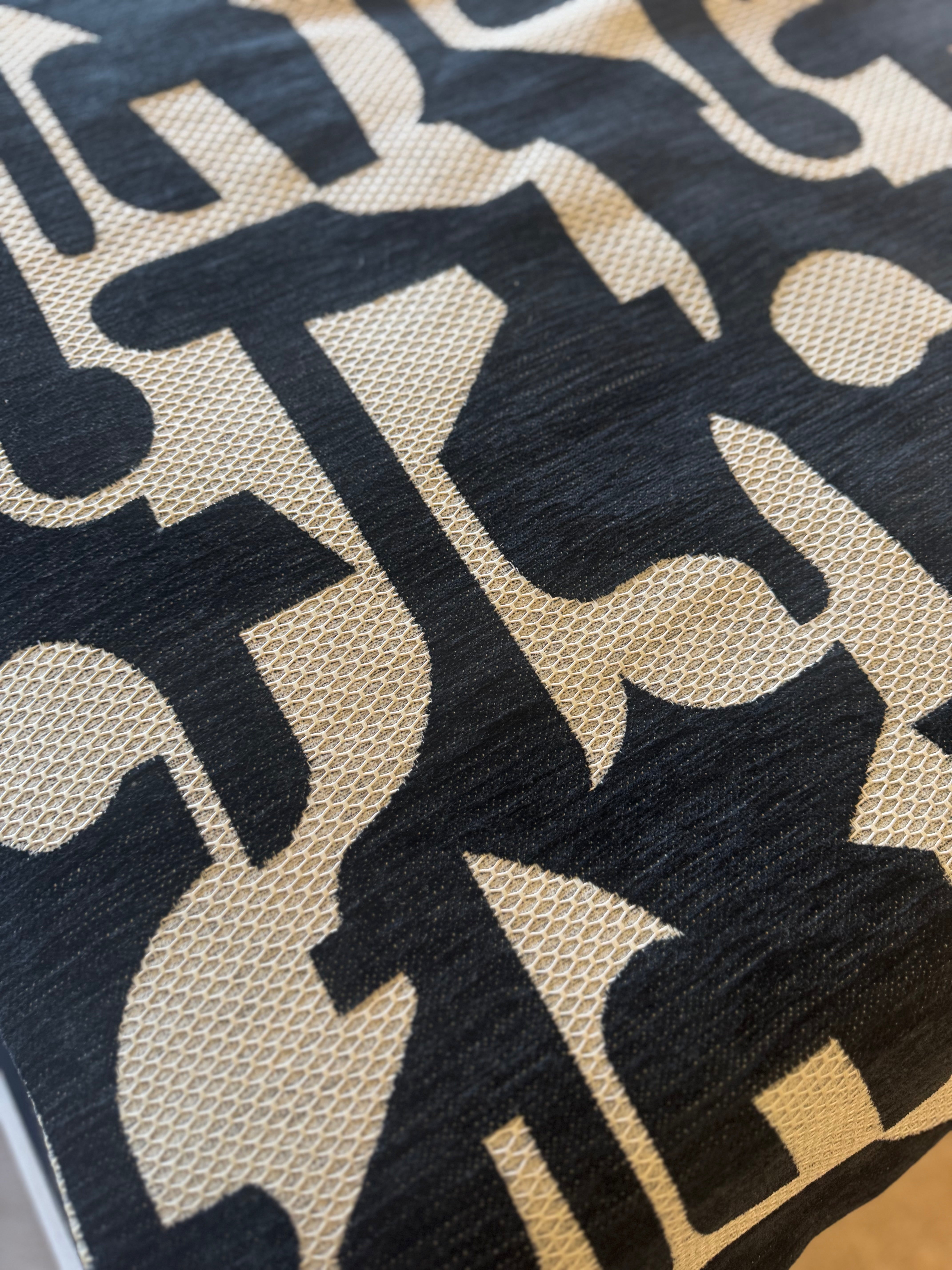 The Noir Curve Cushion 40 x 60