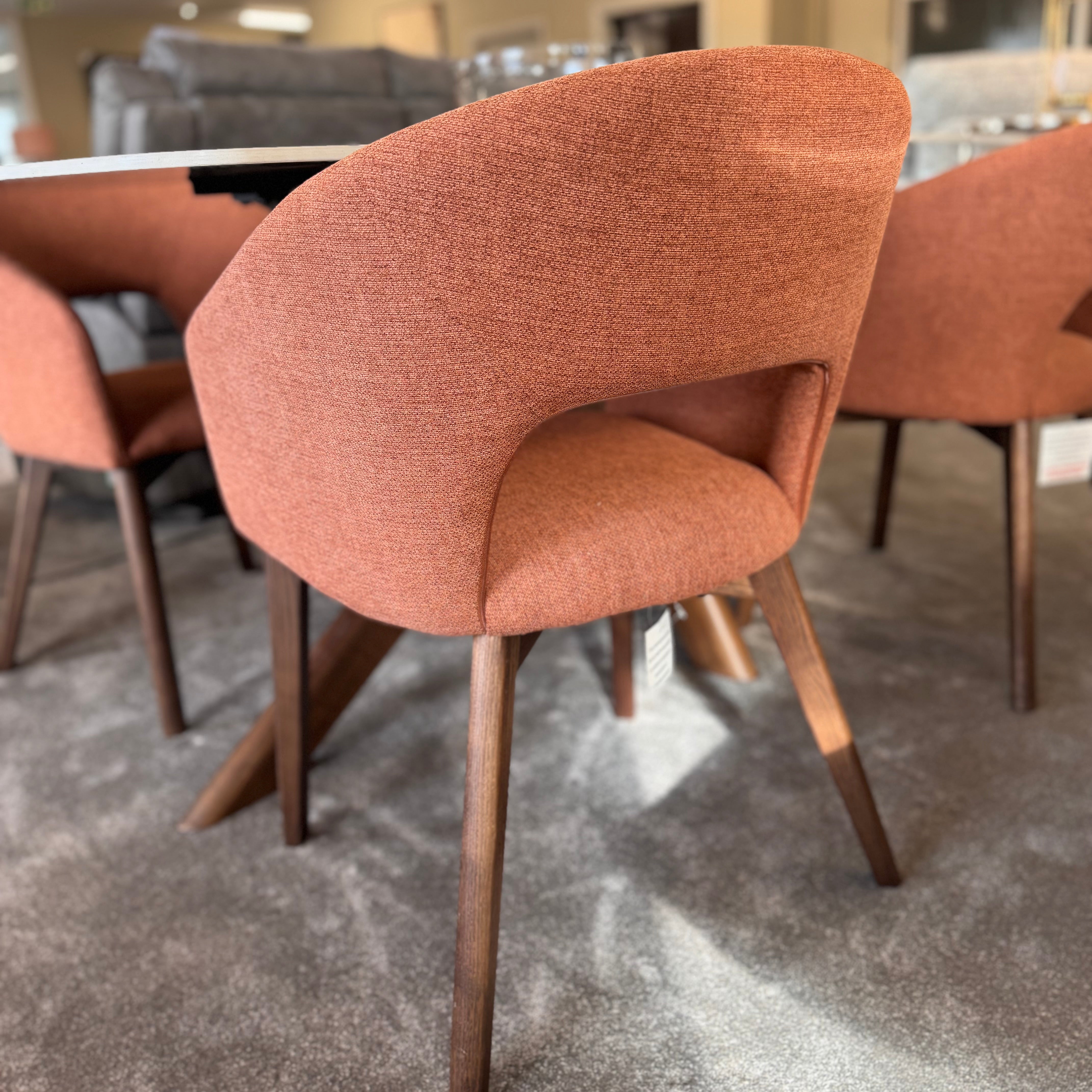 Aristo | Dining Table & 4 Chairs