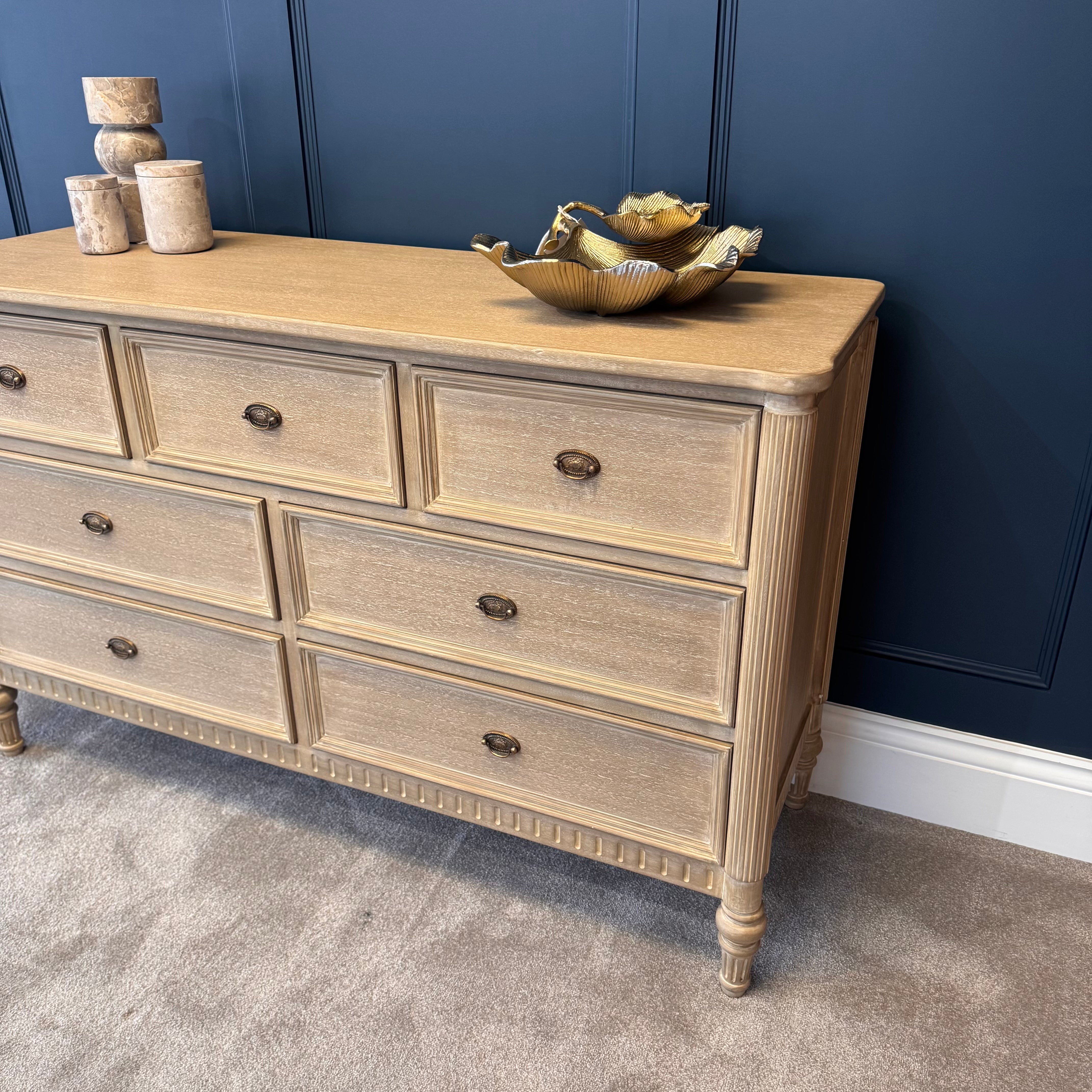Wynnie | 7 Drawer Chest