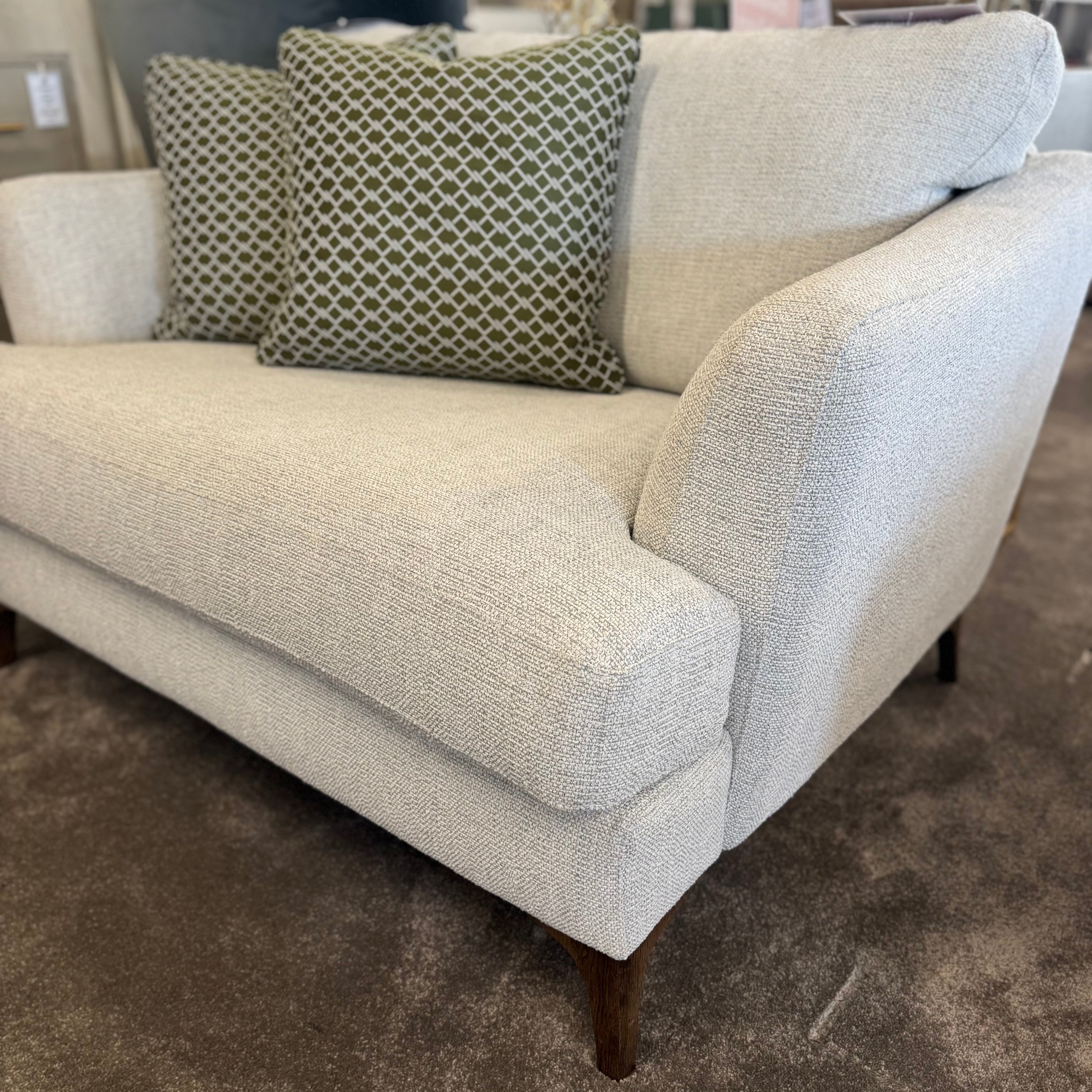 Herbert Love Seat  | Berlina Pearl