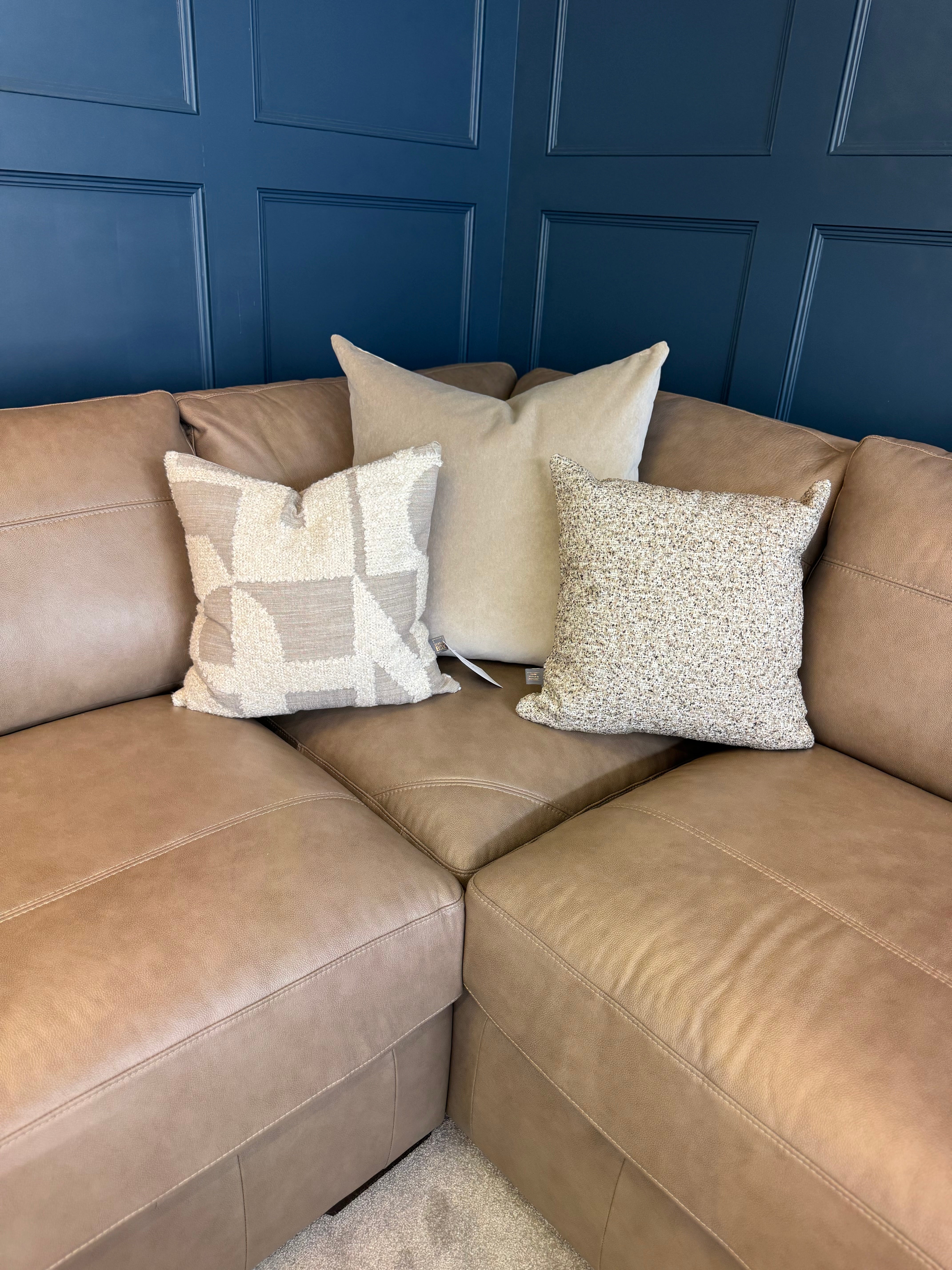 Cocoa Drift Cushion | 43 x 43