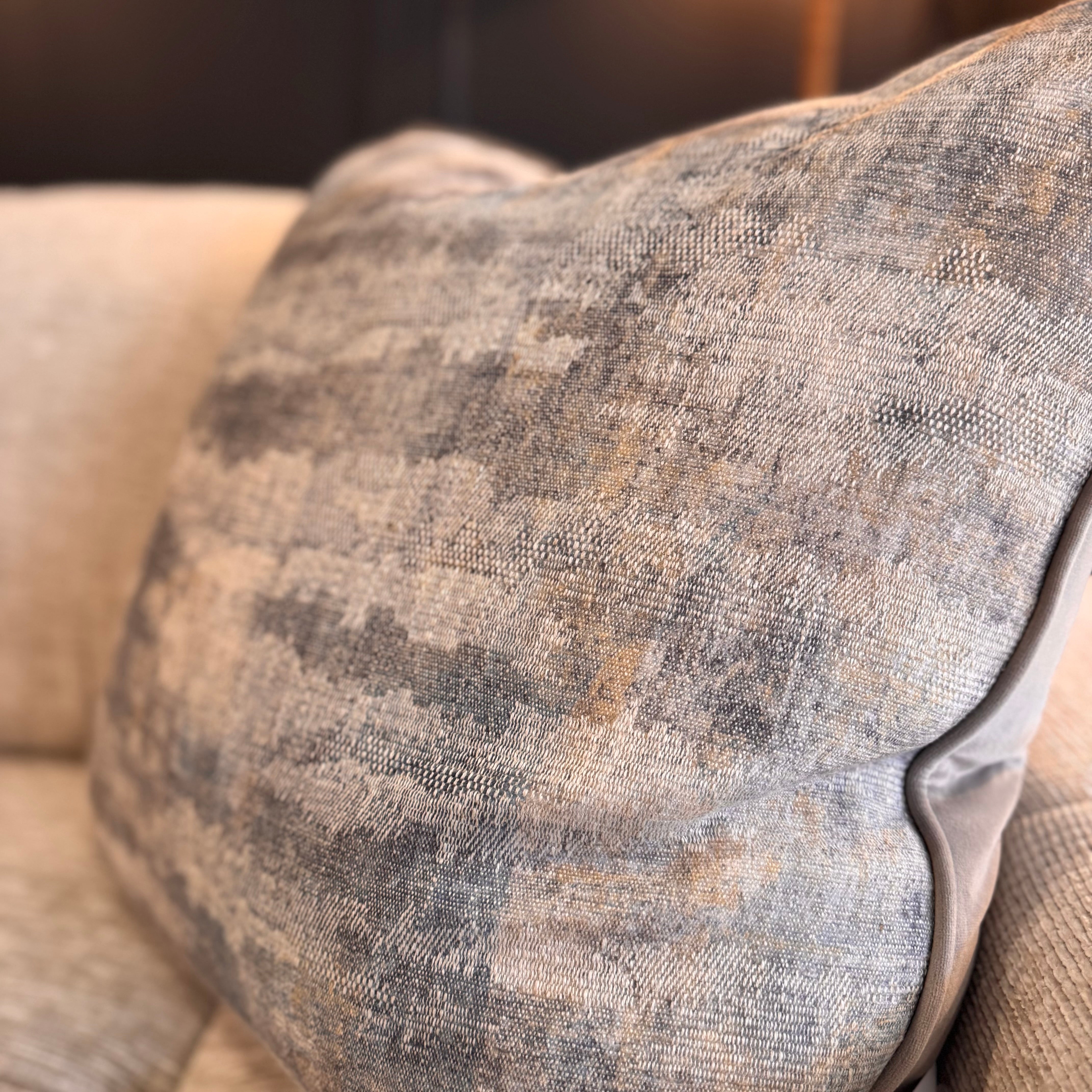 Avianna Silver/Mink 58 x 58