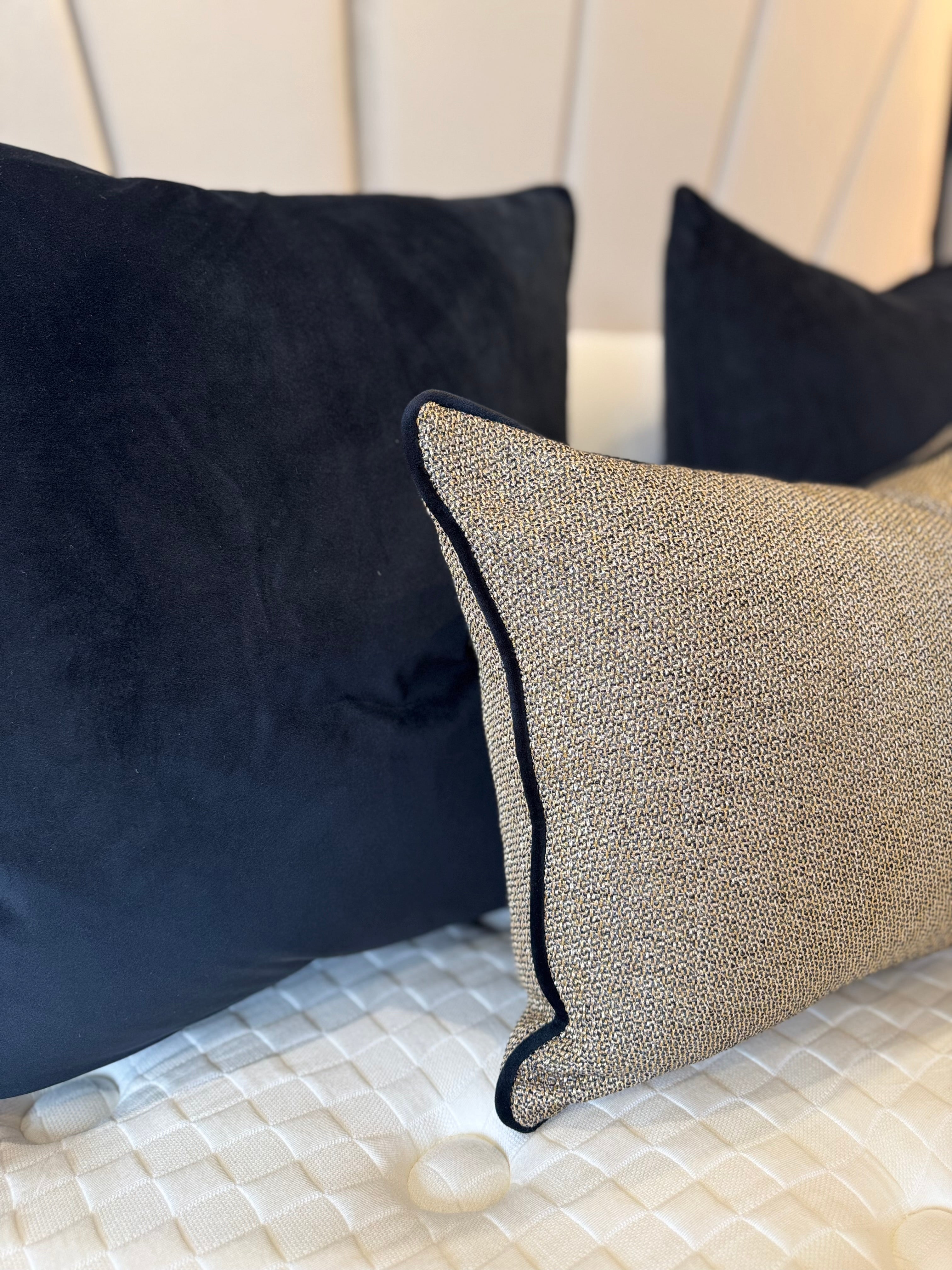 Alder Tweed Gold / Black | 40 x 60