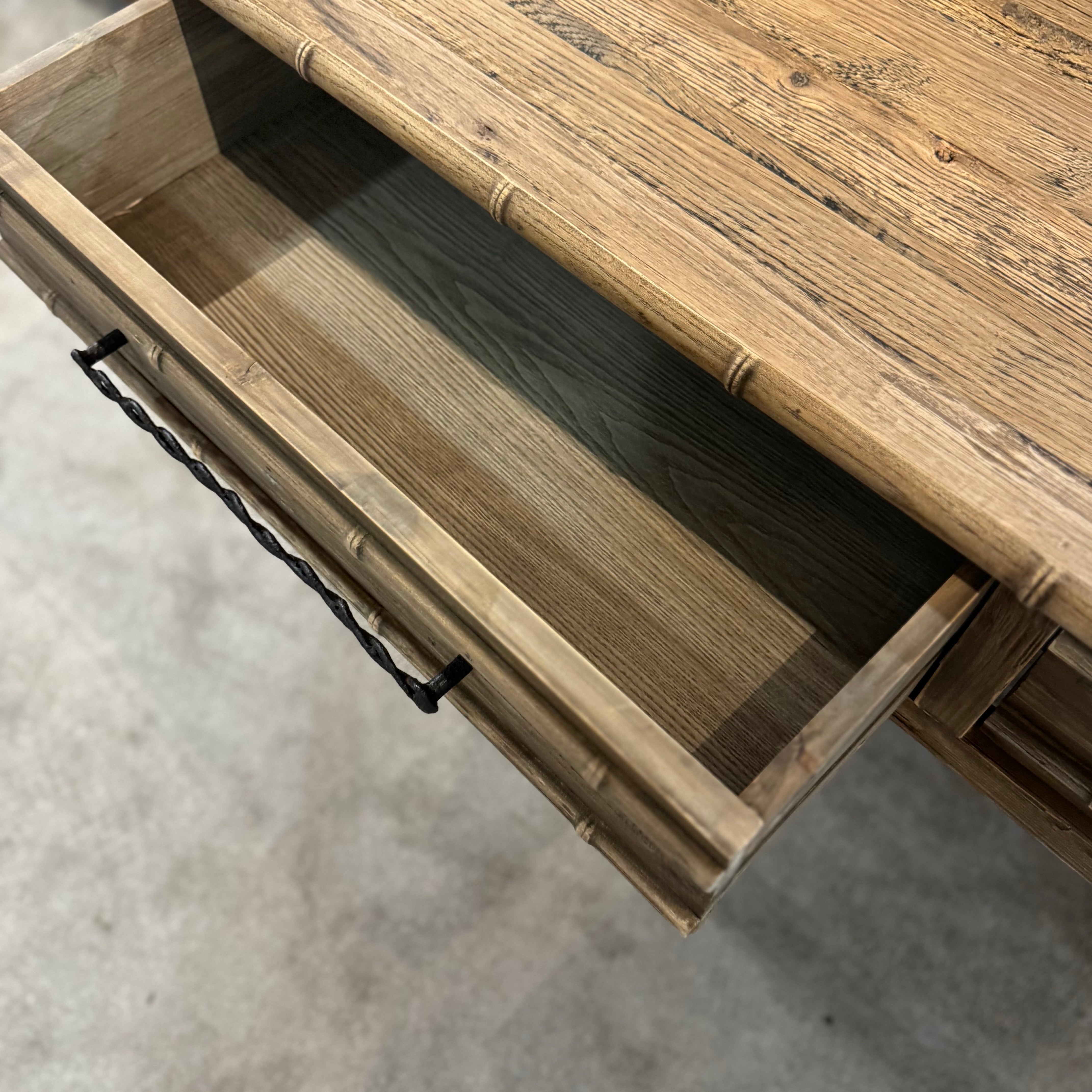 Bamboo Style Pine | Console