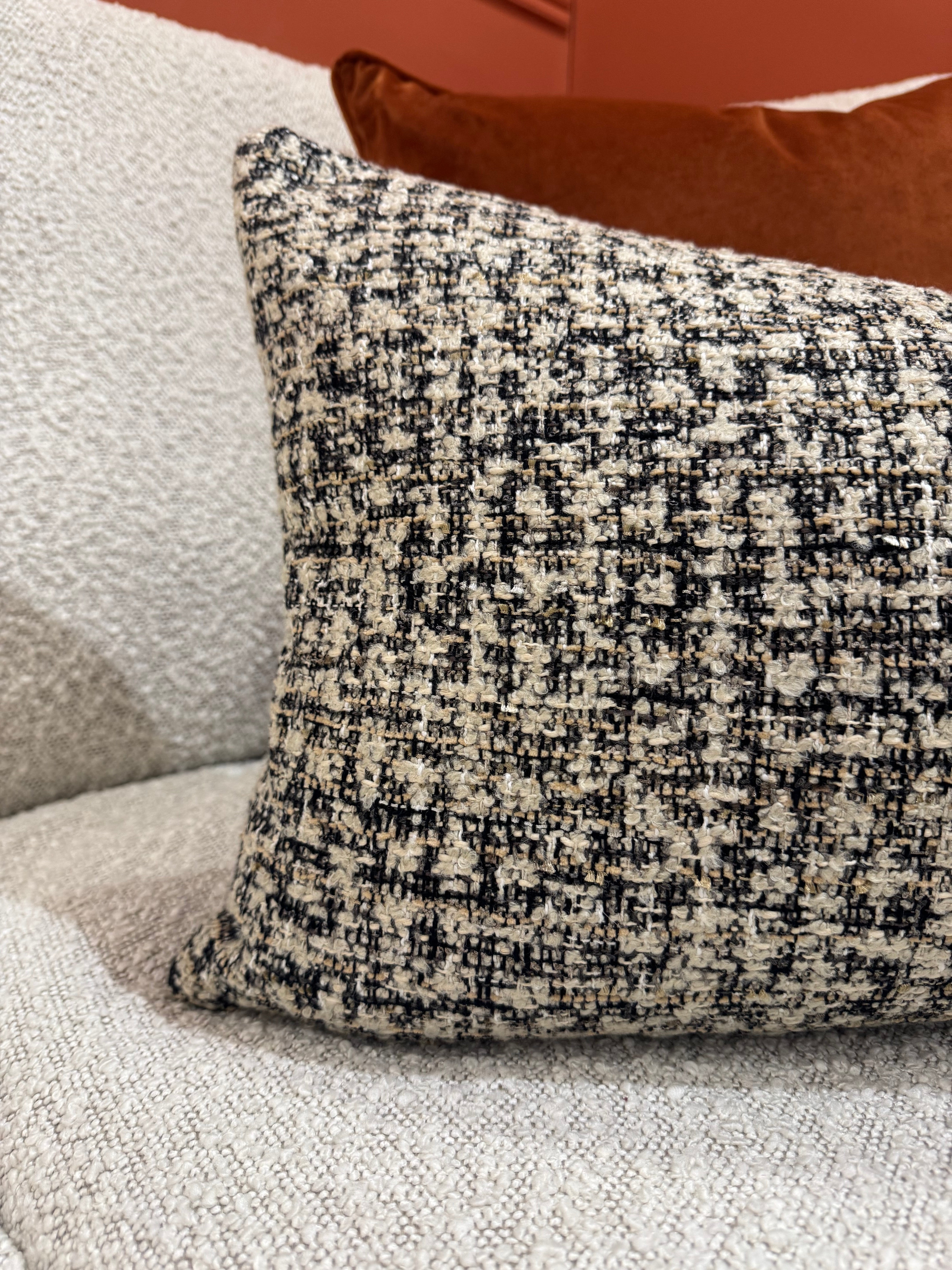 Kensington Tweed Natural/ Black | 40 x 60