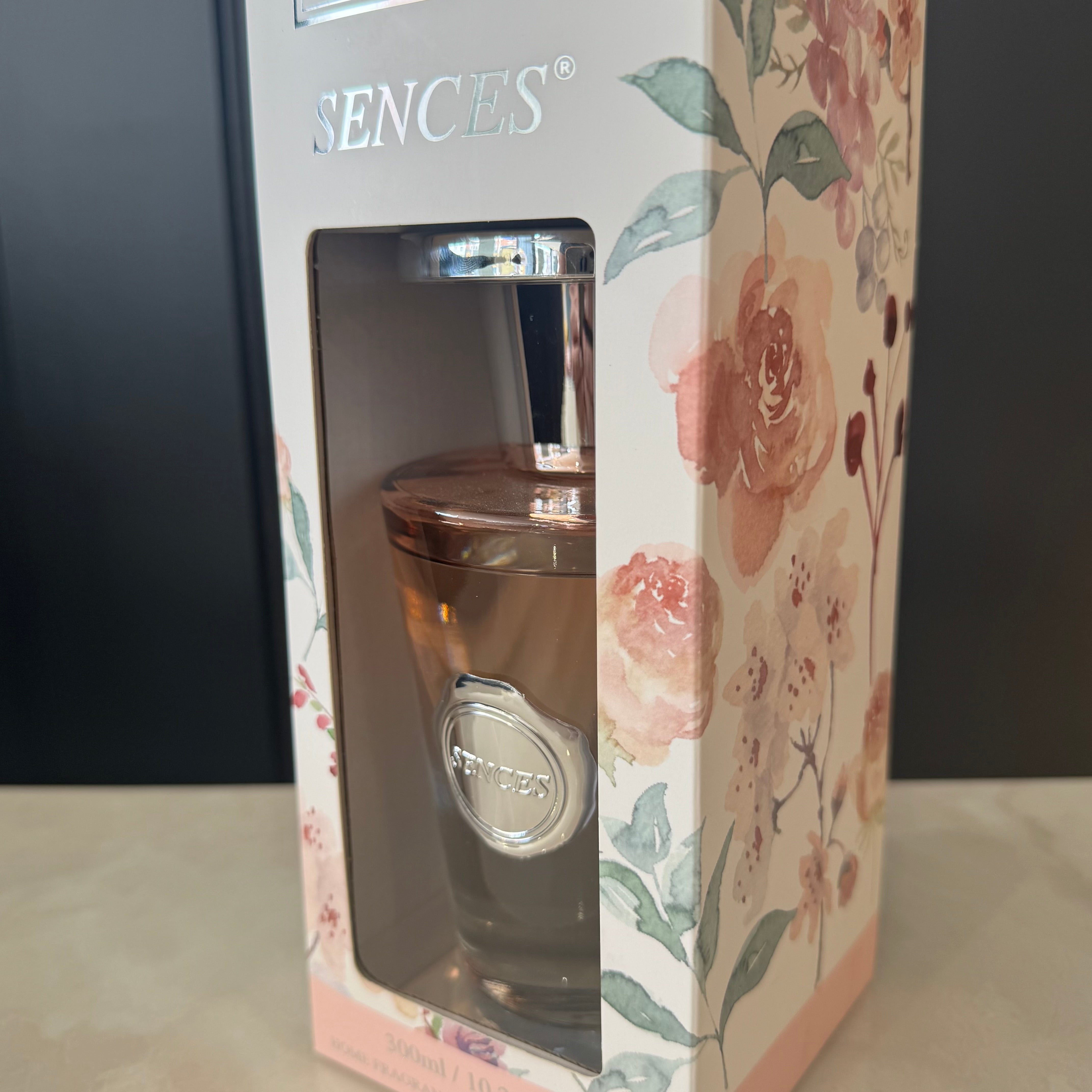 Velvet Rose & Oud Reed Diffuser | 300ml