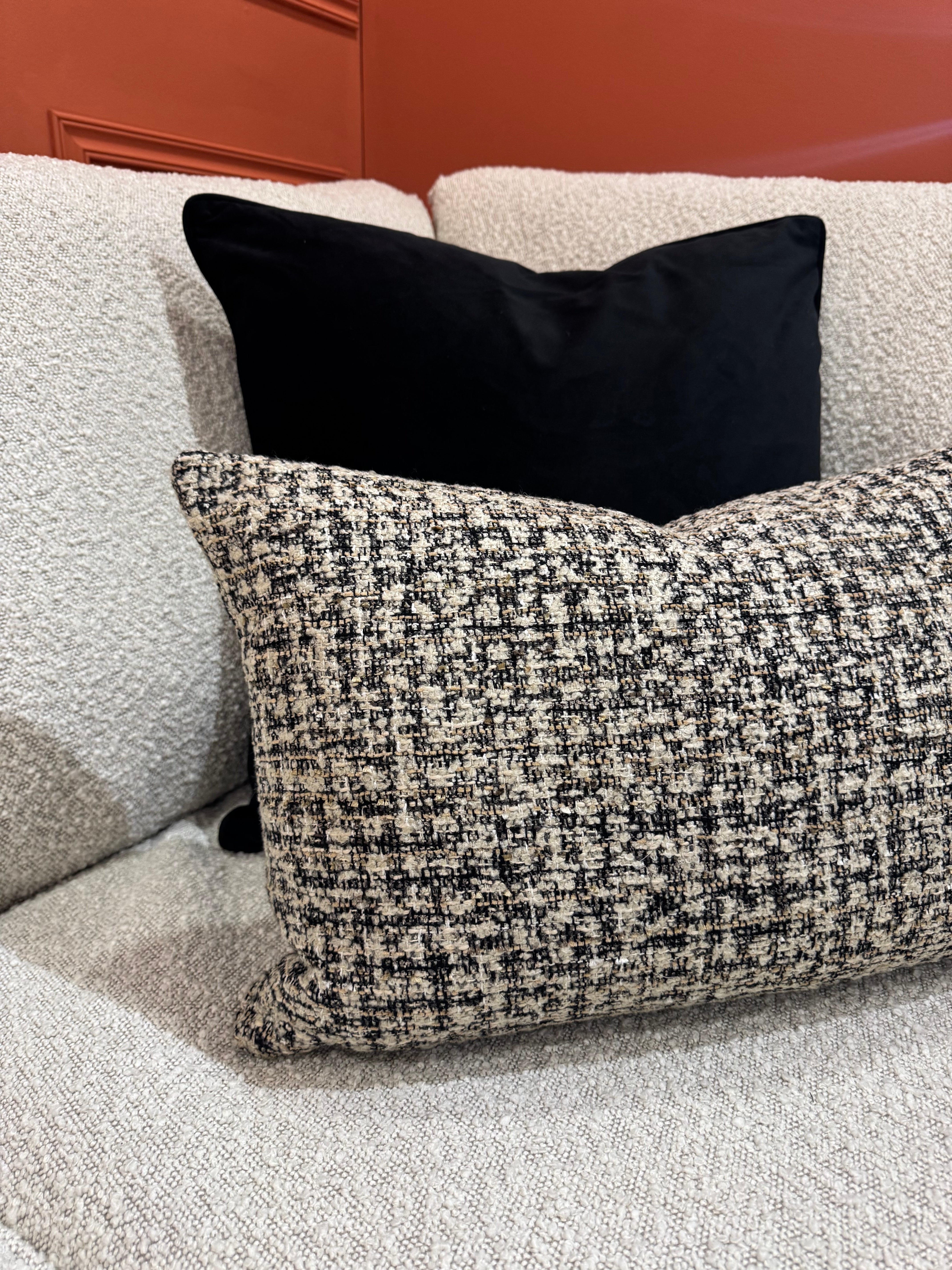 Kensington Tweed Natural/ Black | 40 x 60