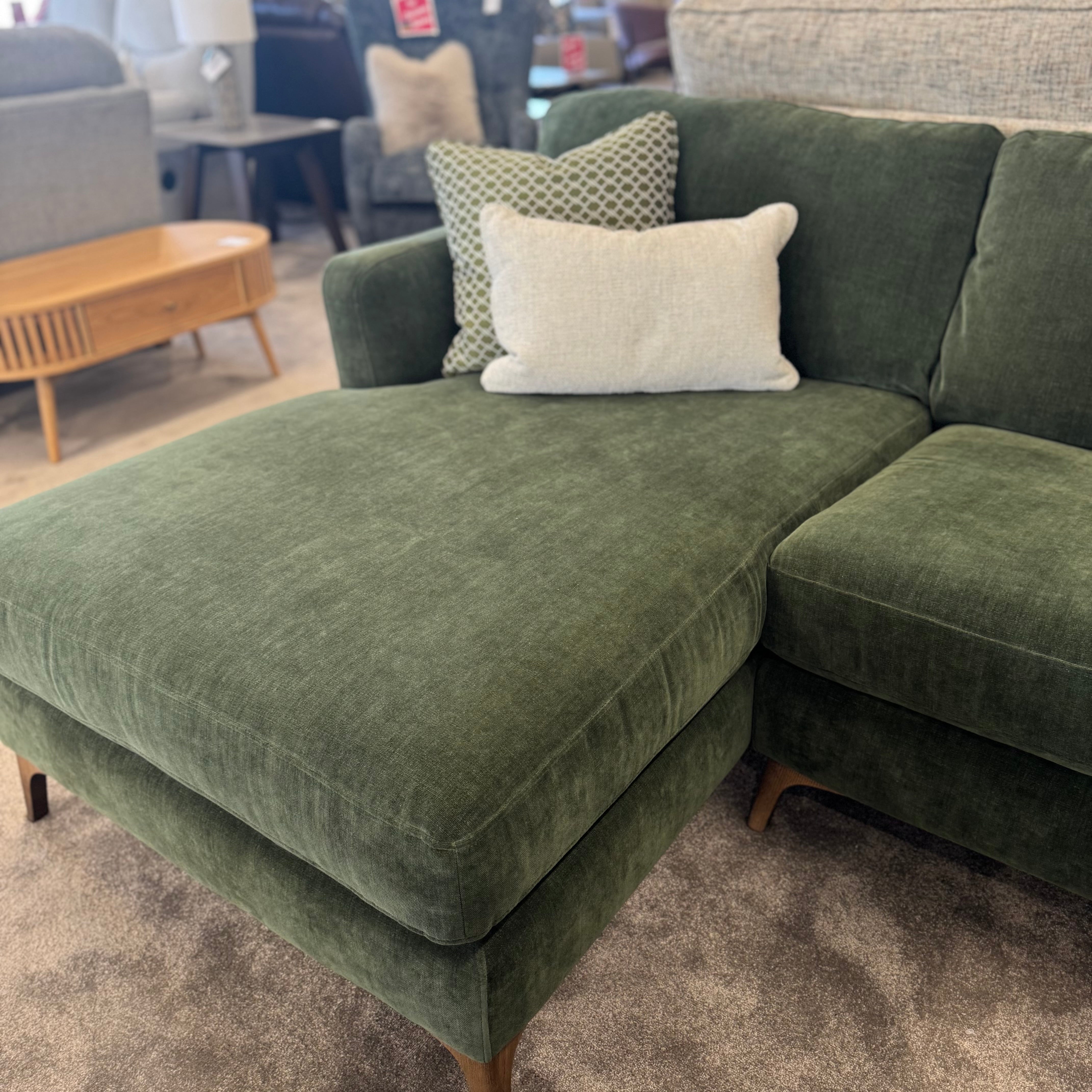 Herbert 2.5 LHF Chaise | Manhattan Conifer