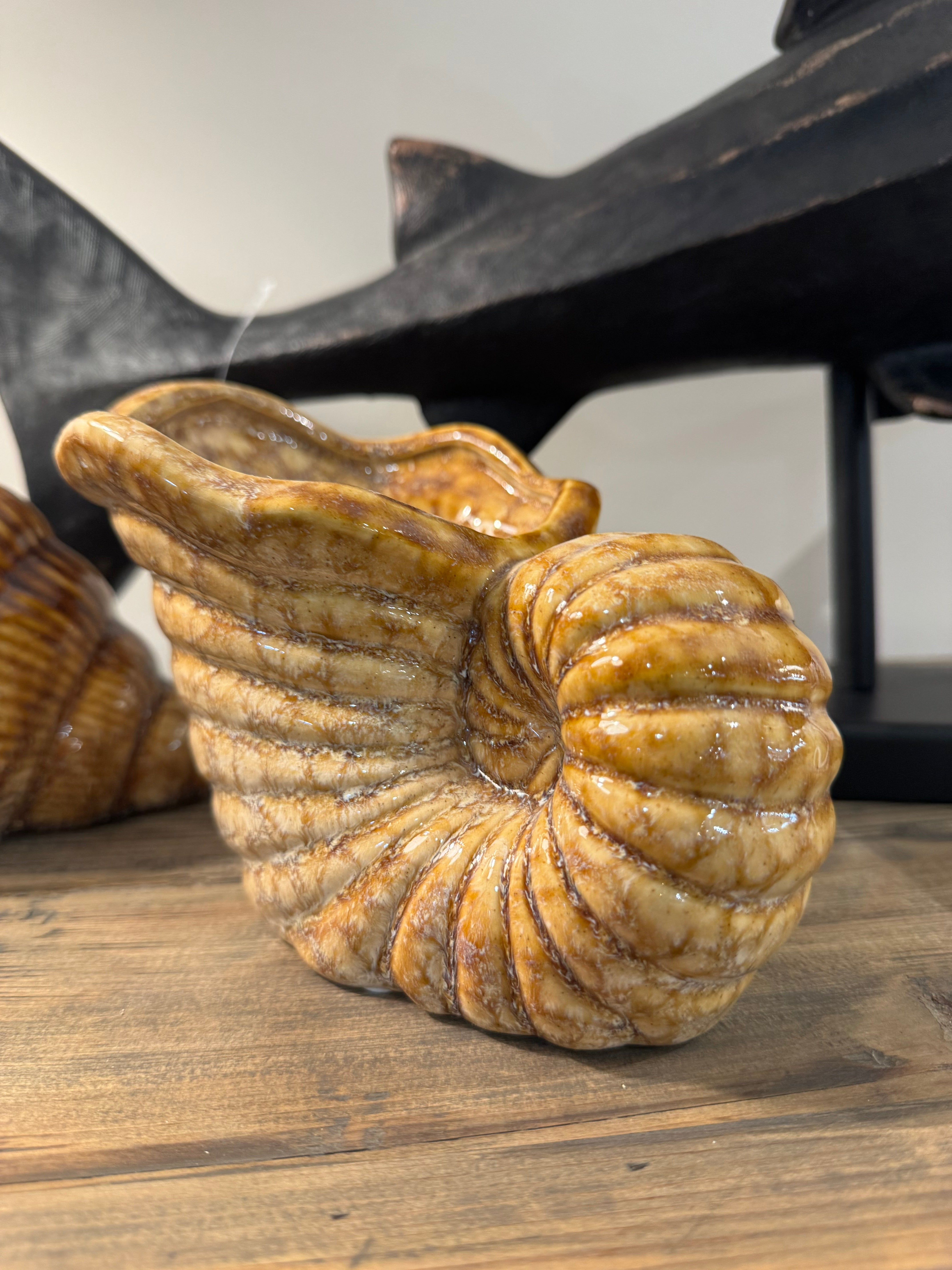 Cream Ceramic Shell Shaped Pot Glazed A