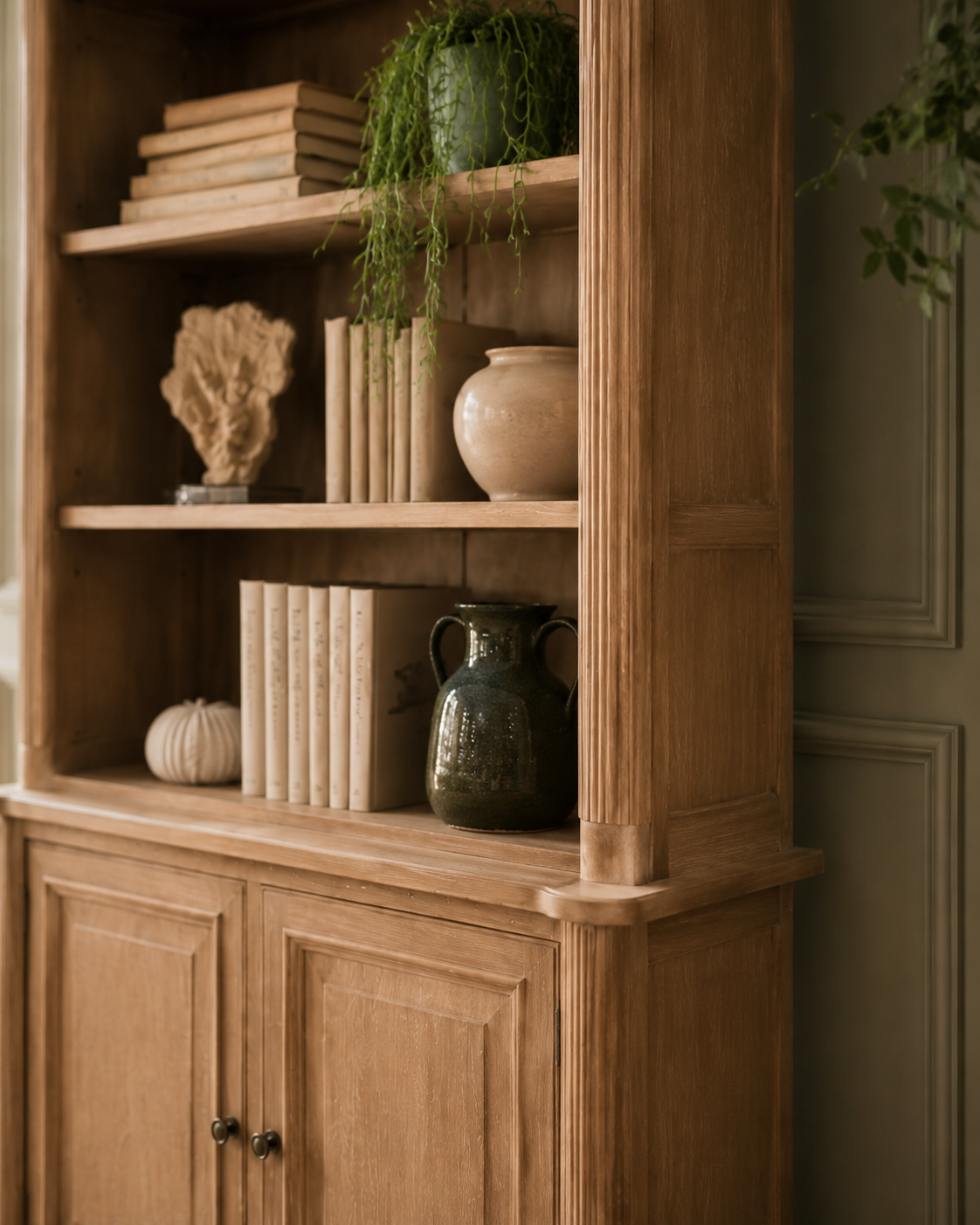 Wynnie | Bookcase