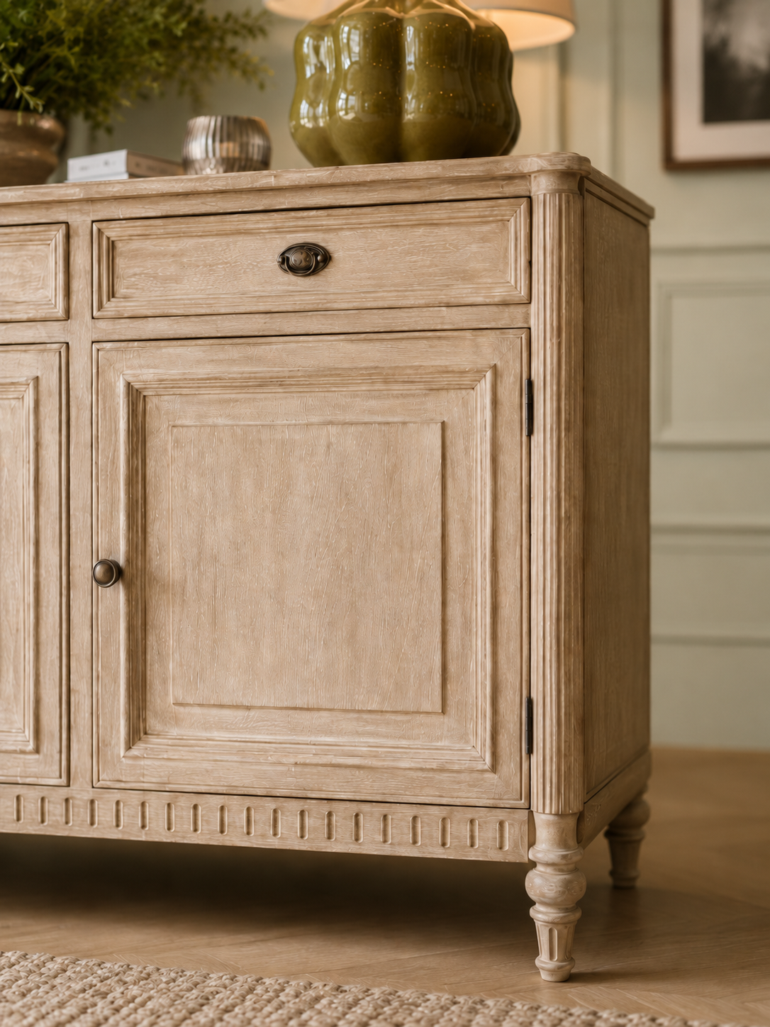 Wynnie | 3 Door 3 Drawer Sideboard