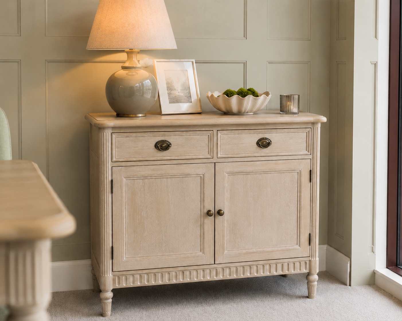 Wynnie | 2 Door 2 Drawer Sideboard