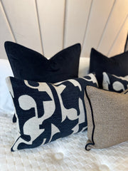 The Noir Curve Cushion 40 x 60