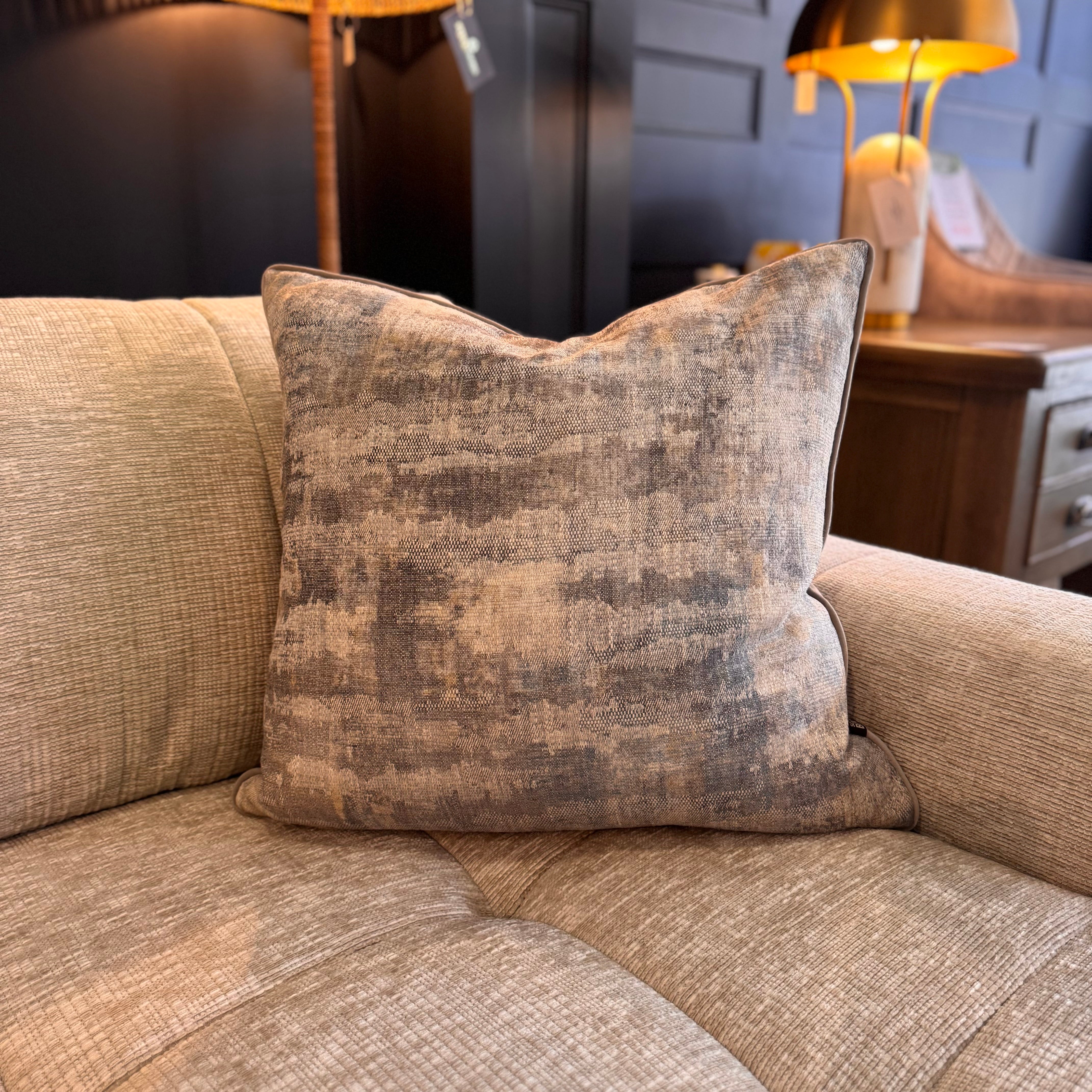 Avianna Silver/Mink 58 x 58