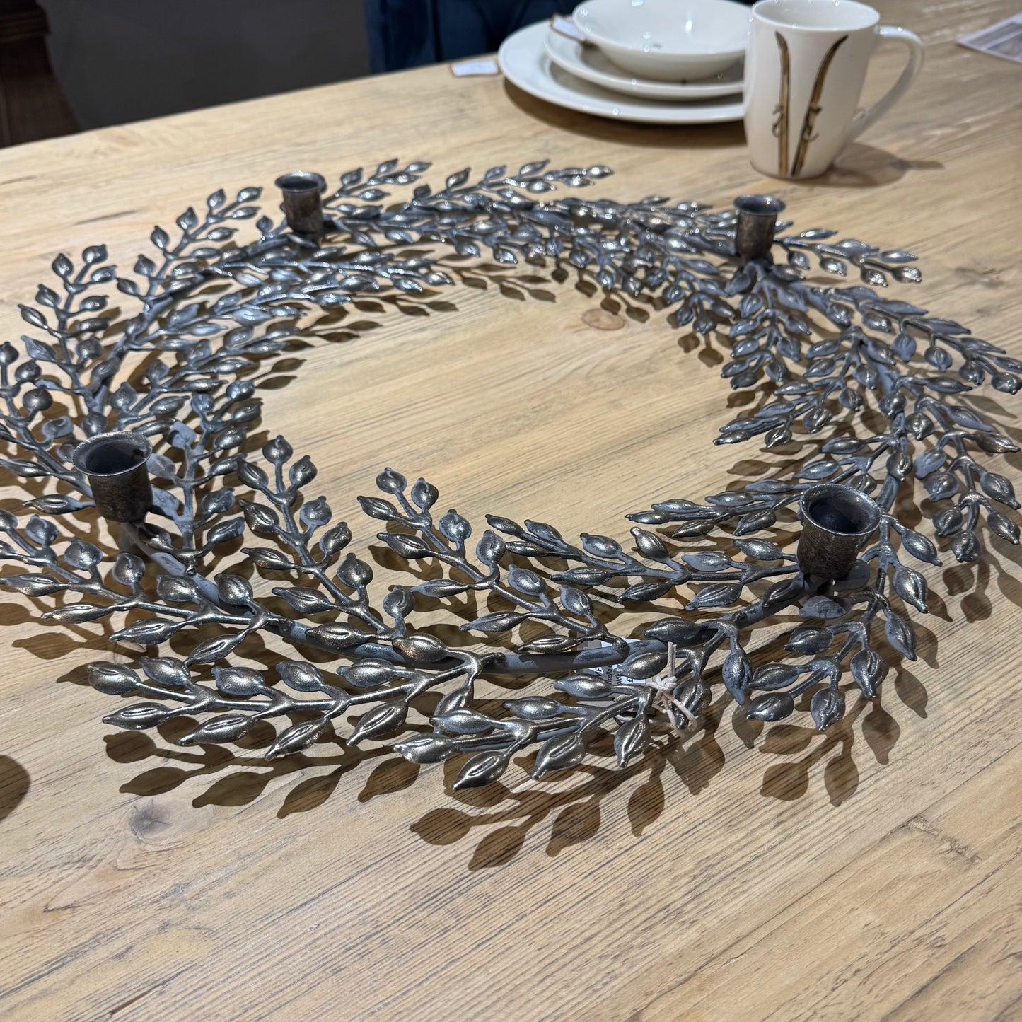Metal Leaf Candle Holder Wreath