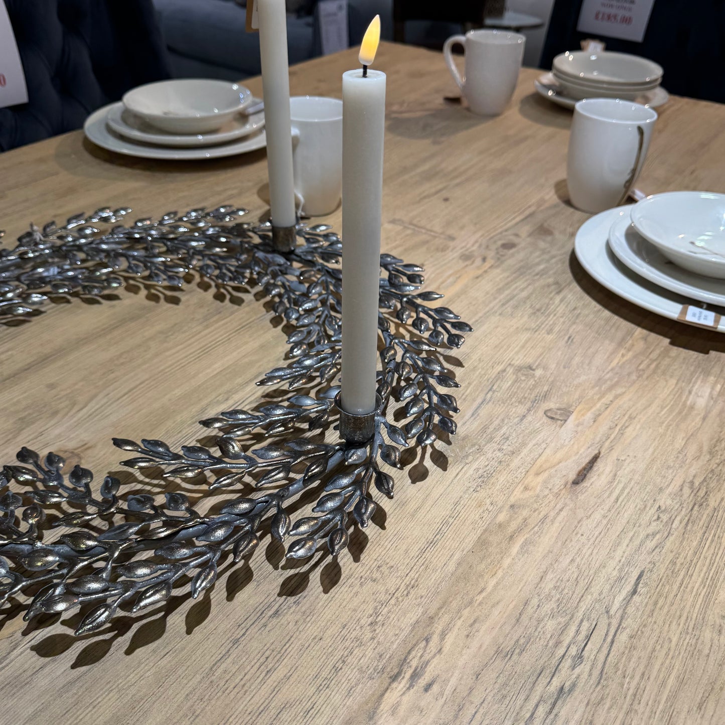 Metal Leaf Candle Holder Wreath