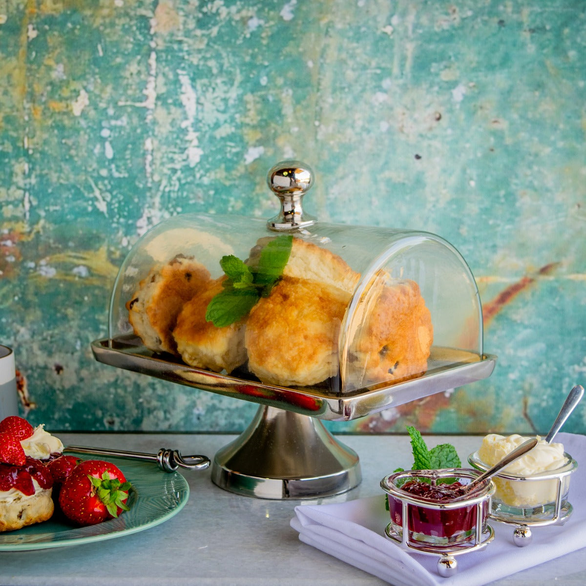 Rectangular Cake Plate with Glass Dome