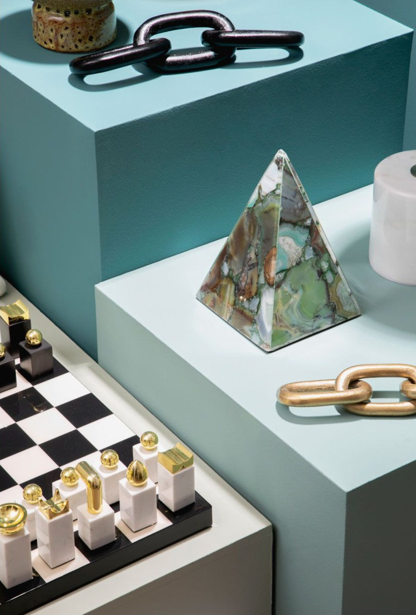 Bowerbird Obelisk Sculpture Green Agate