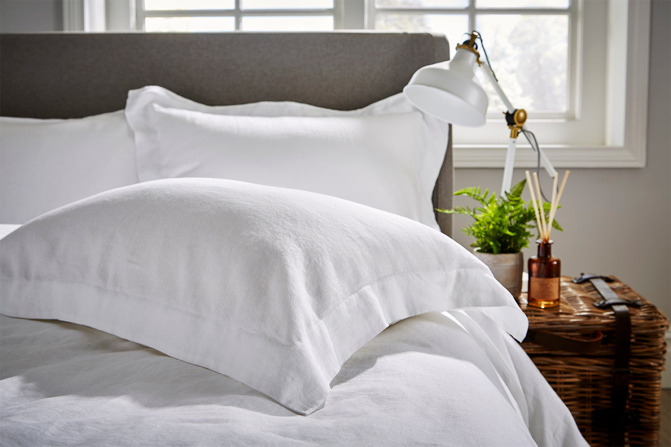 100% Linen Standard Pair Pillowcases White
