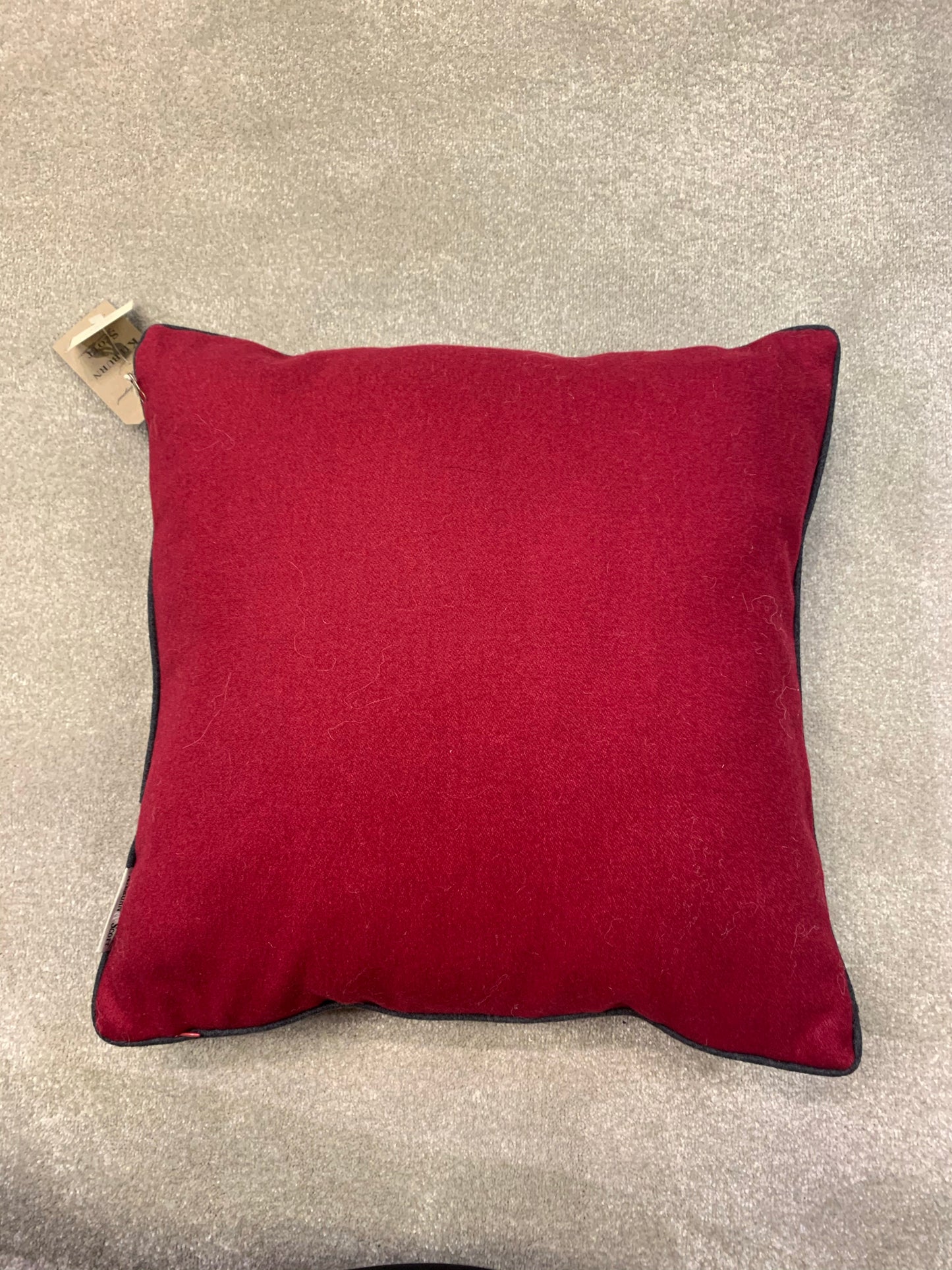 Heart cushion Red
